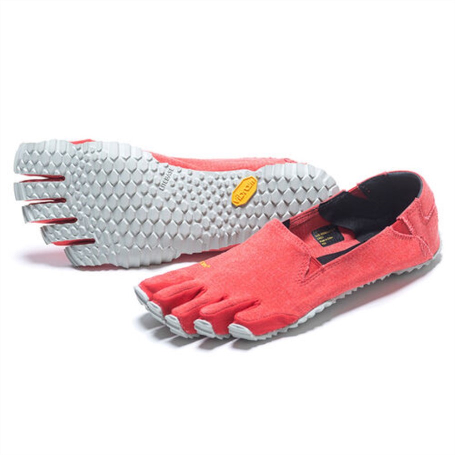 red_ice_vibram_cvt_lb_womens.jpg Red-Ice Vibram Cvt Lb Women's - Image 1